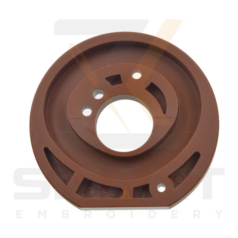 Split Type 21MM Hole Presser Foot Cam cho máy ép phun Tajima A02P21STJ